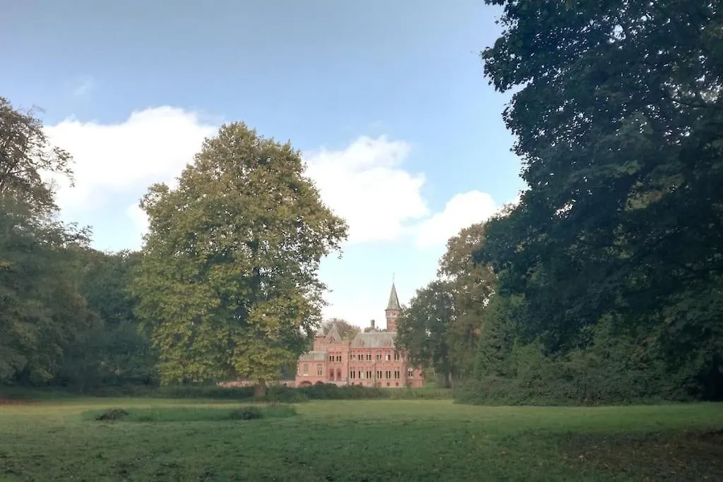 Bed & Breakfast Castle Ten Berghe Chateau Bed and Breakfast Brugge